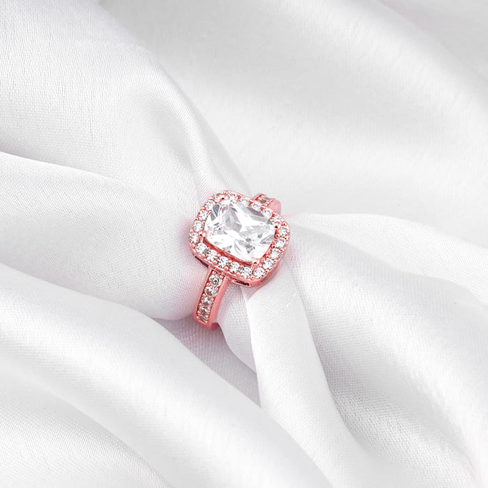 Rose Gold Classic Solitaire Ring
